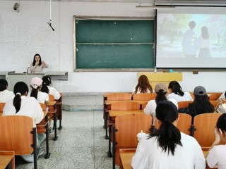 以美润心护成长 思政赋能促健康——马克思主义学院多措并举开展心理健康教育系列活动